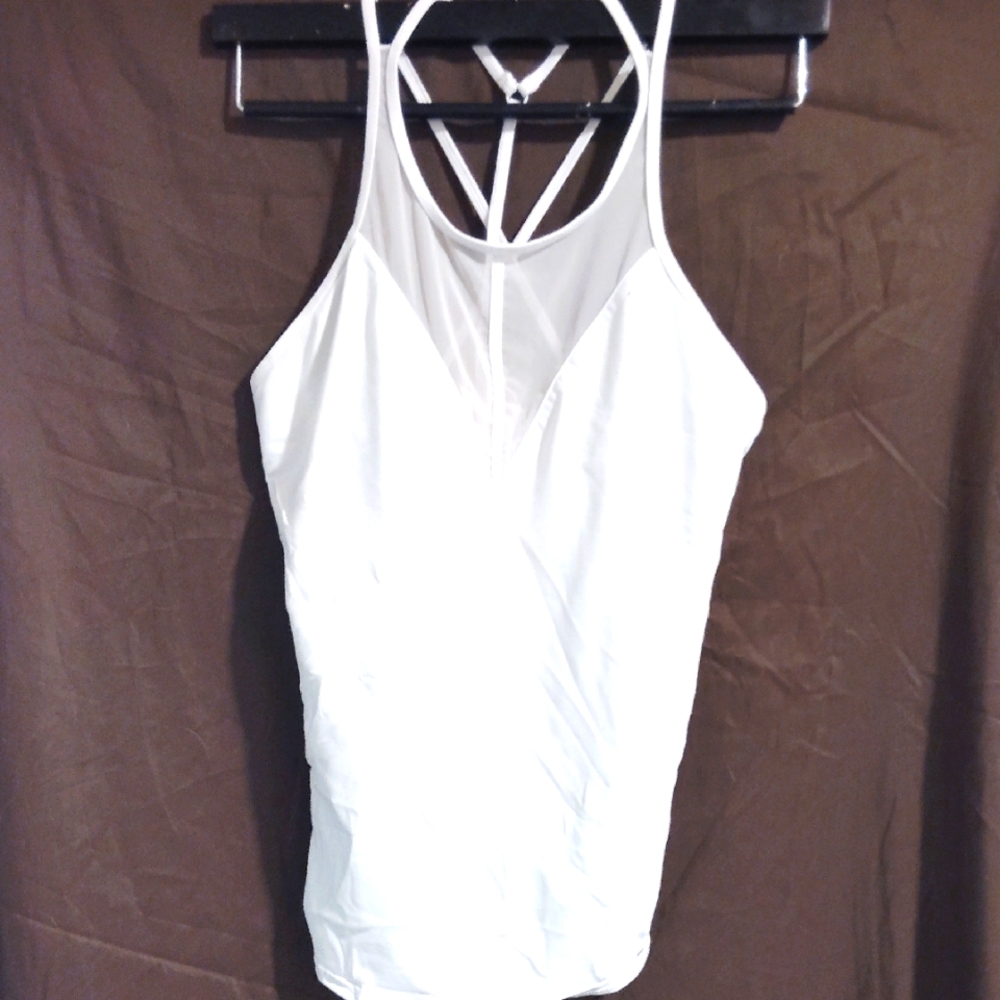 Alo® Criss Cross Strap Yoga Top